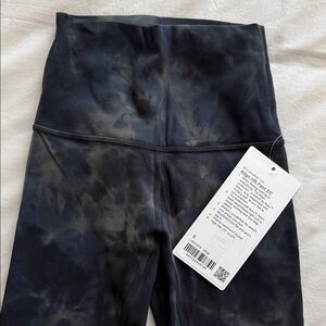 NWT! Lululemon Align, 25”, Size 0 in Dark Mottled Leggings